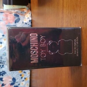 Moschino Toy Boy 1.7 opens eau de parfum